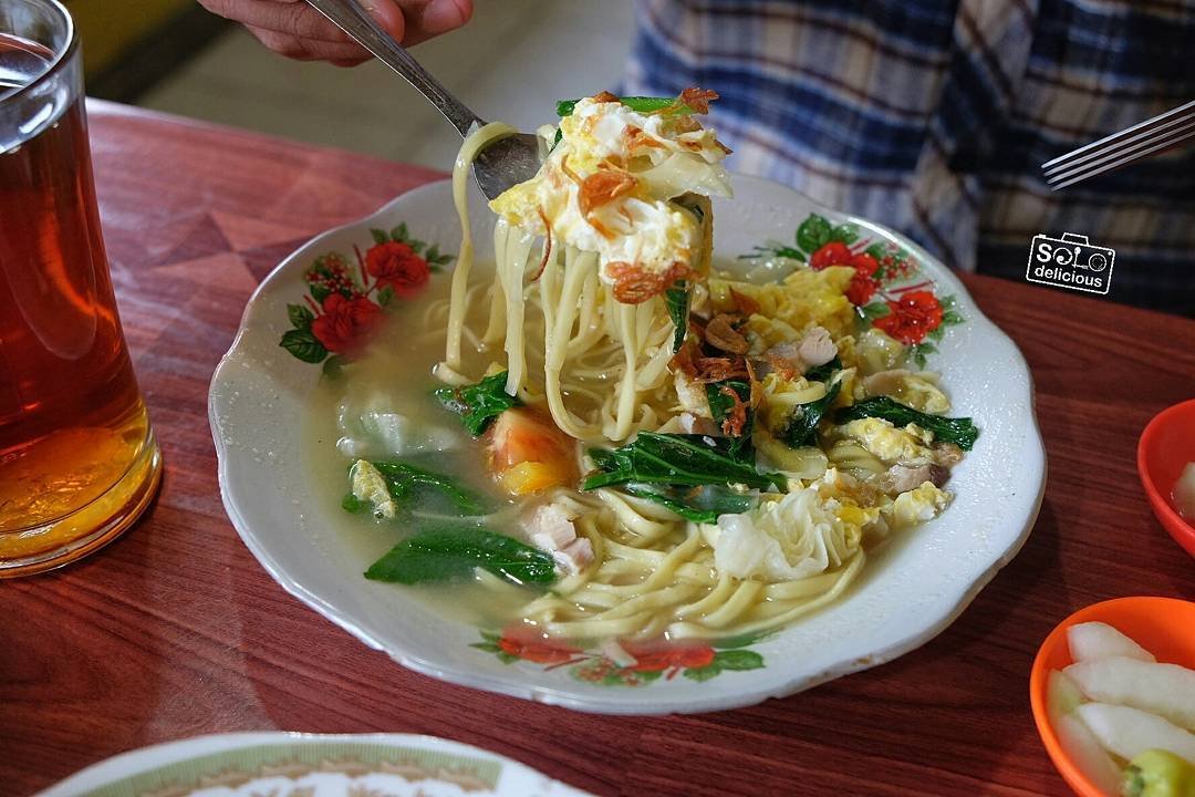 10 Warung Bakmi Jawa di Solo yang Gurihnya Medok Tenan
