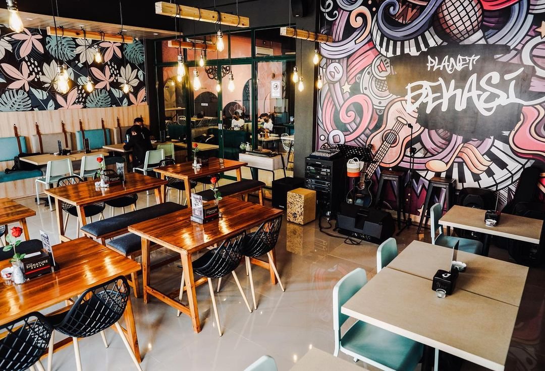 10 Cafe di Bekasi yang Ada Live Music-nya