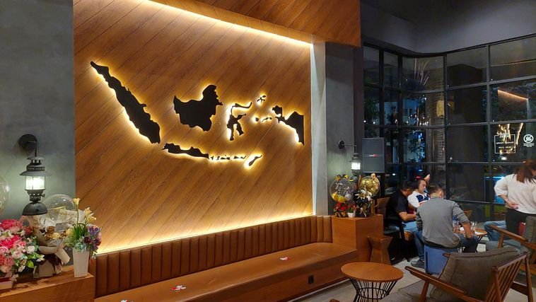 Kopi Se-Indonesia: Sajian Kopi Gaya Nusantara ala Sean Nicholas