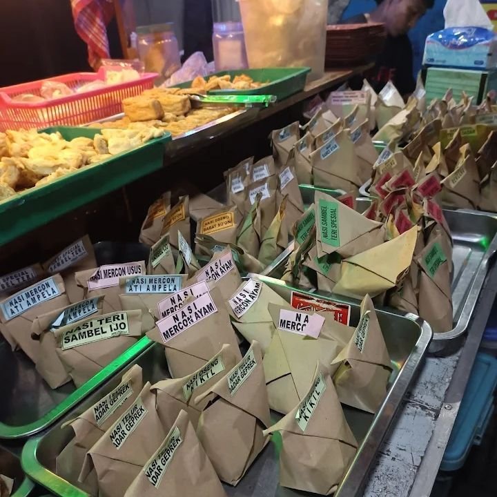 10 Kuliner Malam di Jogja, Mau yang Legendaris atau Kekinian?