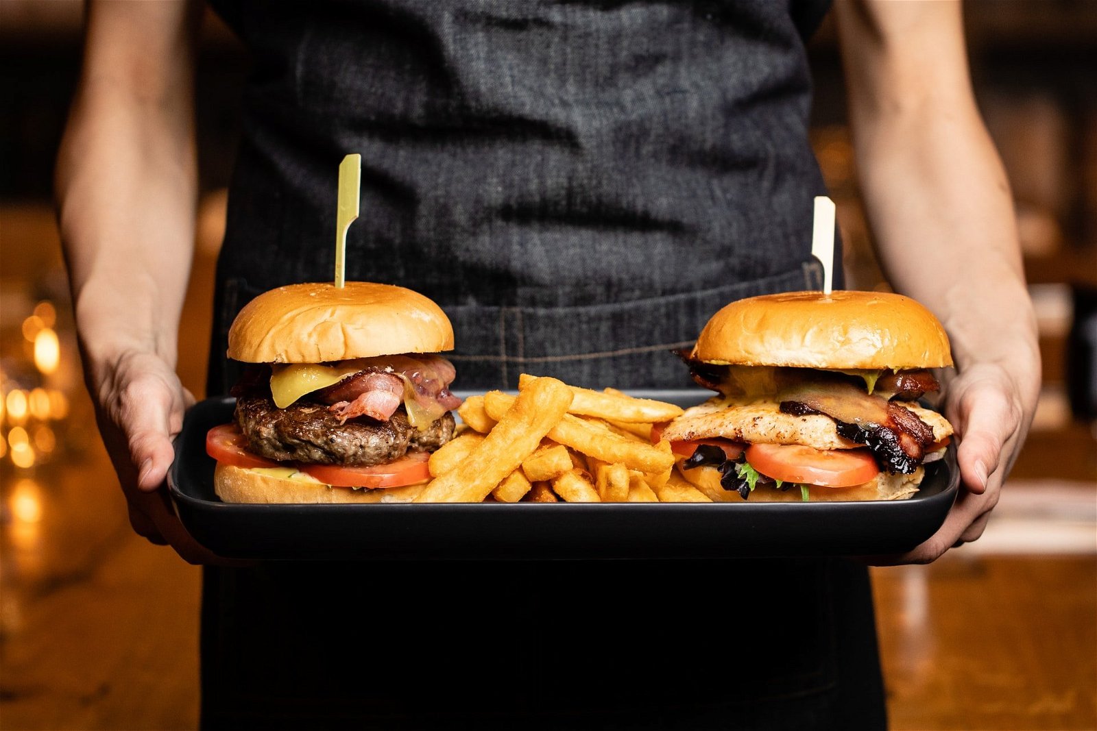 10 Burger di Depok yang Enaknya Sampai Meleleh