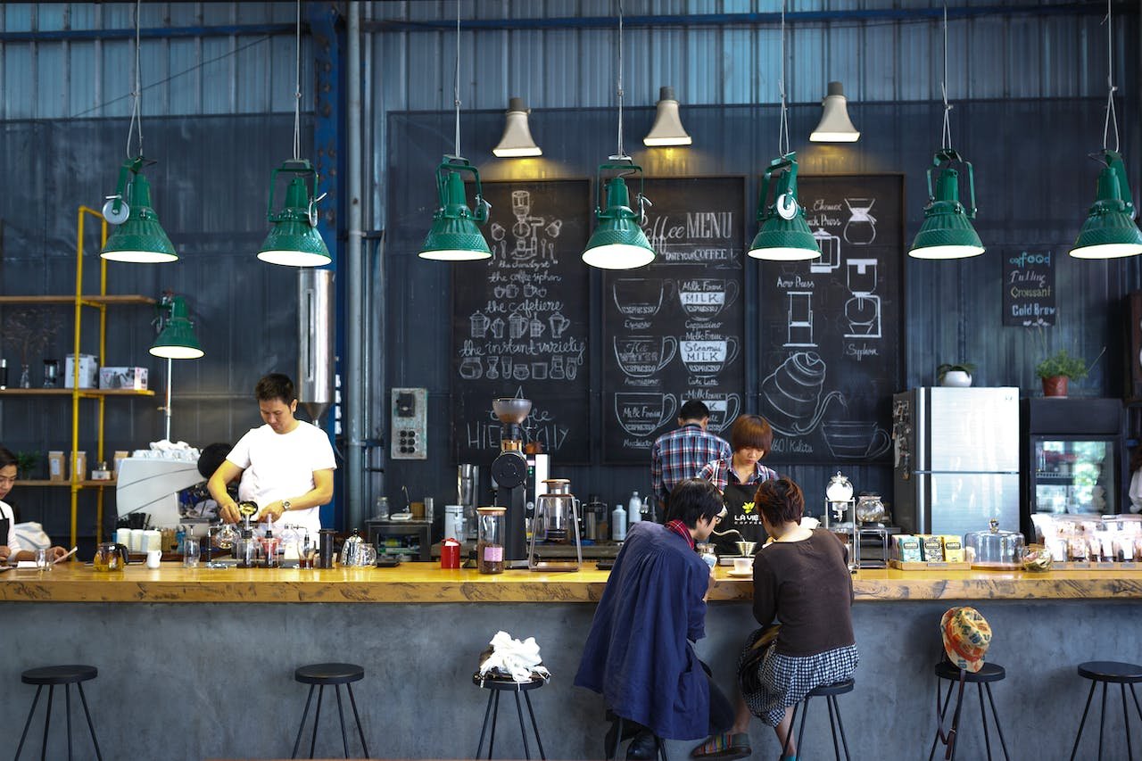 Ini Bedanya Coffee Shop Slow Bar dan Fast Bar, Suka yang Mana?