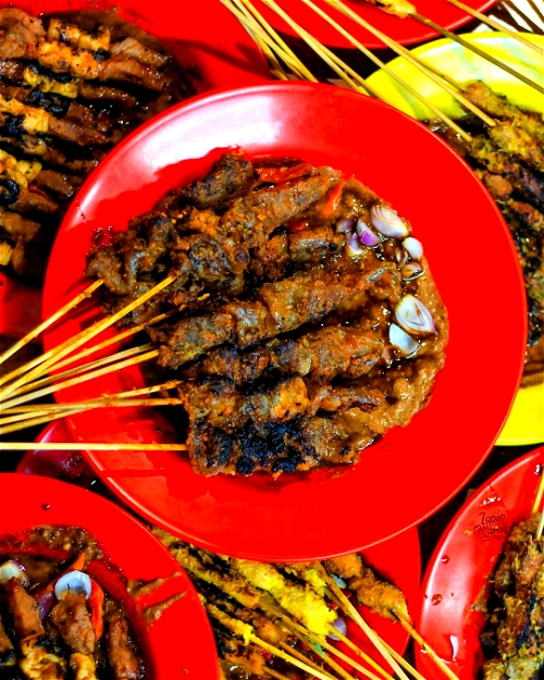 Yuk, Nyate di 10 Warung Sate Enak di Surabaya Ini!